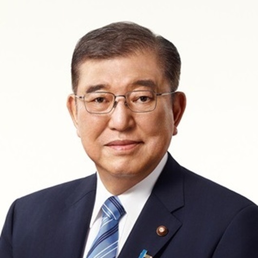 石破 茂氏