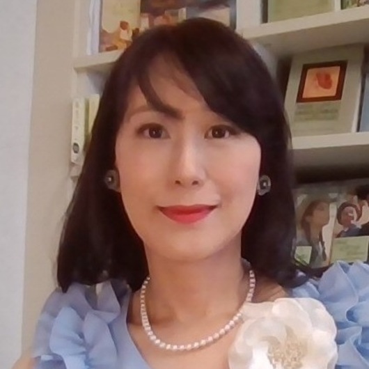 松本 侑子